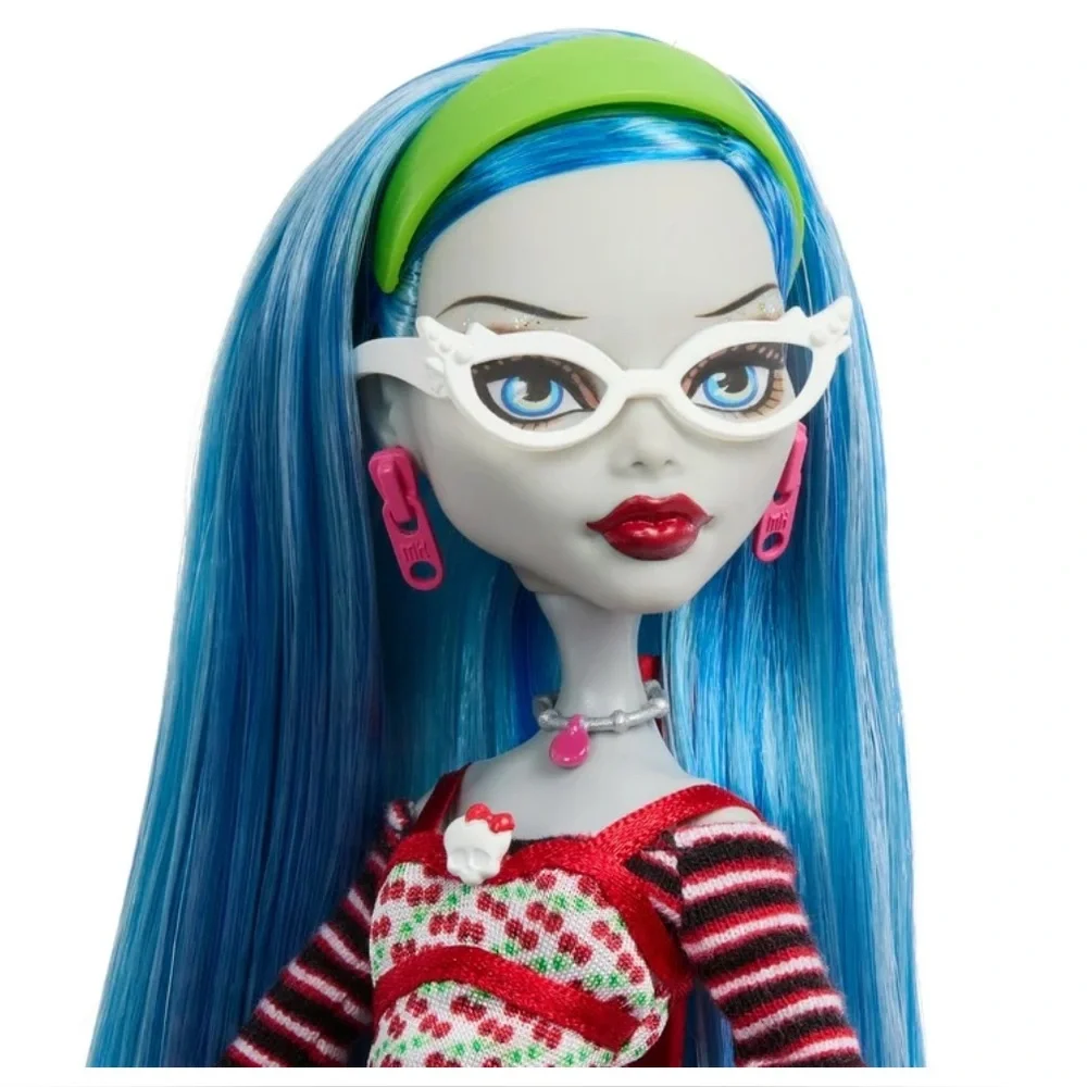 Monster High Booriginal Creeproduction Ghoulia Yelps Collectible Doll